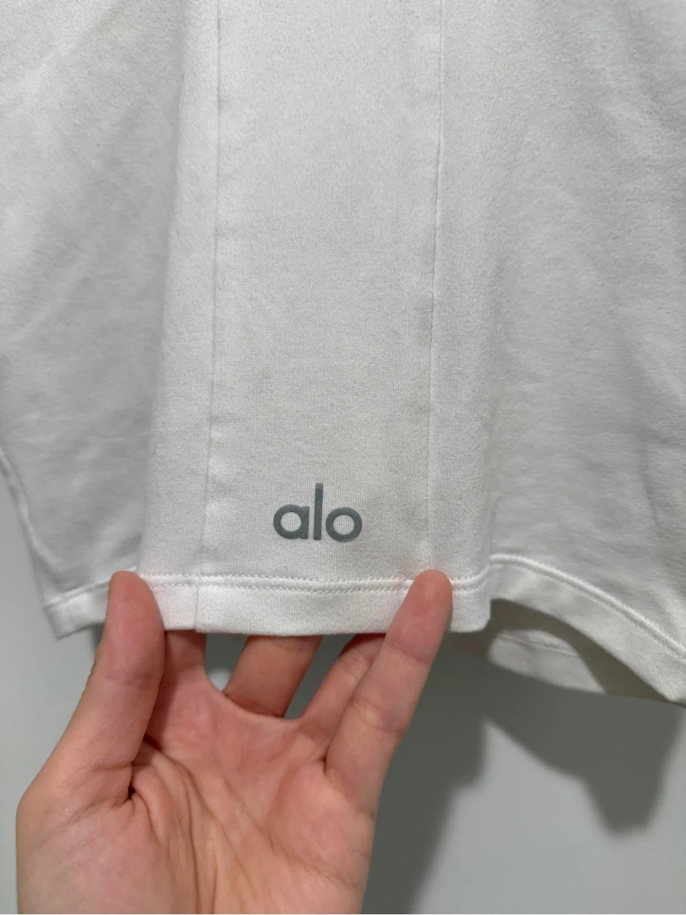 ALO Yoga White Long-Sleeve Cutout Crop Top